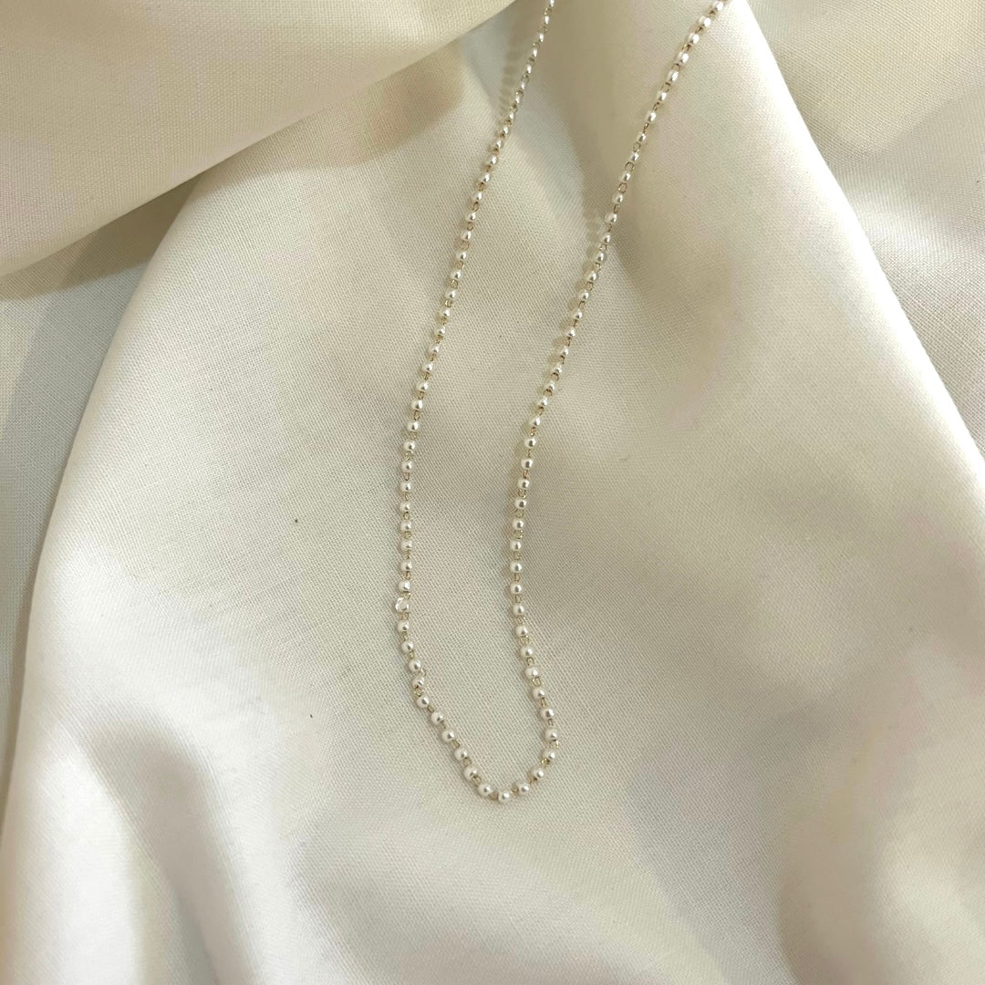 DR White Necklace