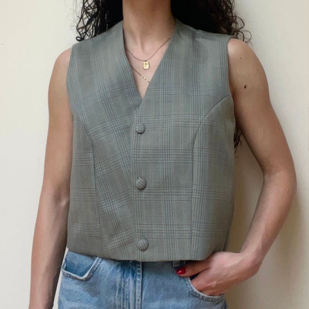 DR Vest